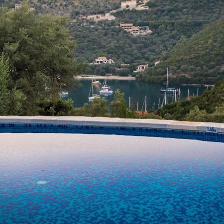 Villas Amantea- Four Villas With Big Pool And Infinity Pool Sývota Extérieur photo
