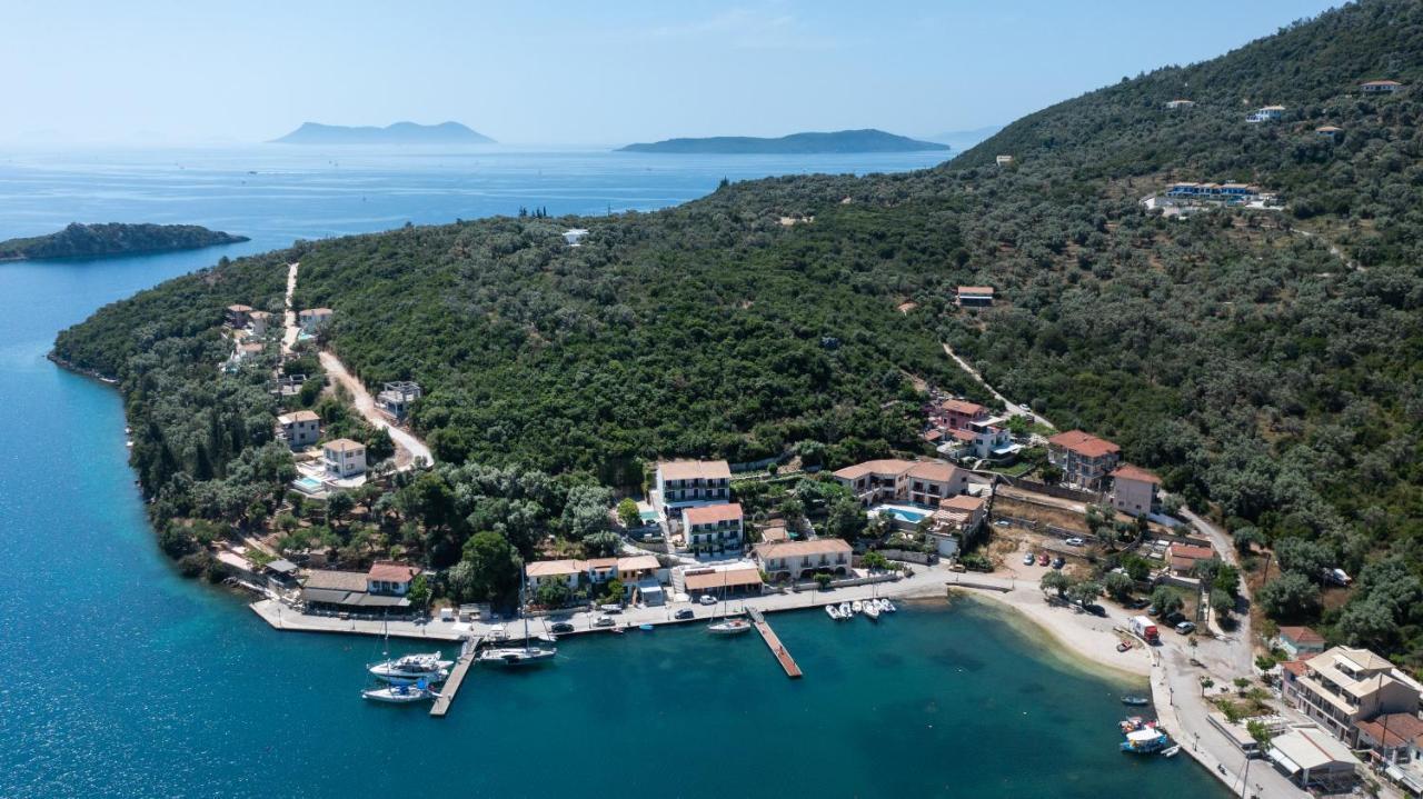 Villas Amantea- Four Villas With Big Pool And Infinity Pool Sývota Extérieur photo