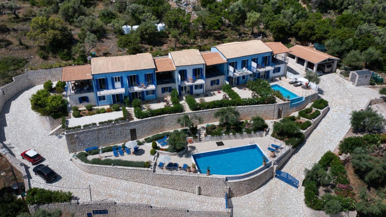 Villas Amantea- Four Villas With Big Pool And Infinity Pool Sývota Extérieur photo