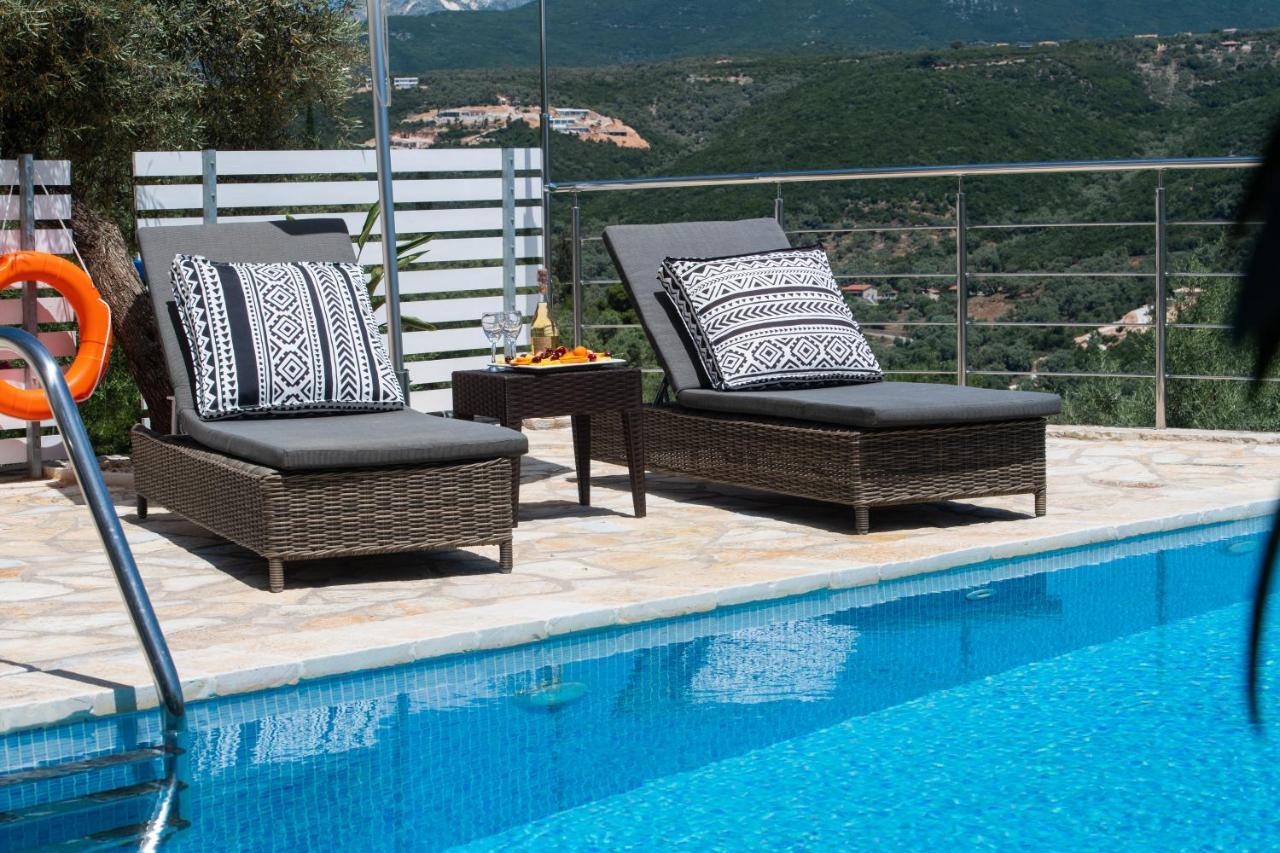 Villas Amantea- Four Villas With Big Pool And Infinity Pool Sývota Extérieur photo