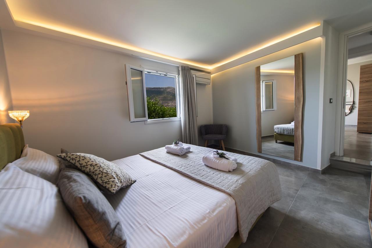 Villas Amantea- Four Villas With Big Pool And Infinity Pool Sývota Extérieur photo